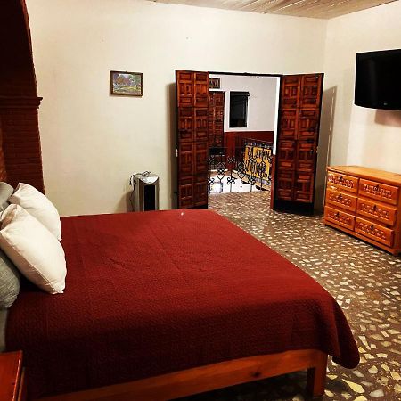El Gran Toril Hotel Taxco de Alarcon Exterior foto
