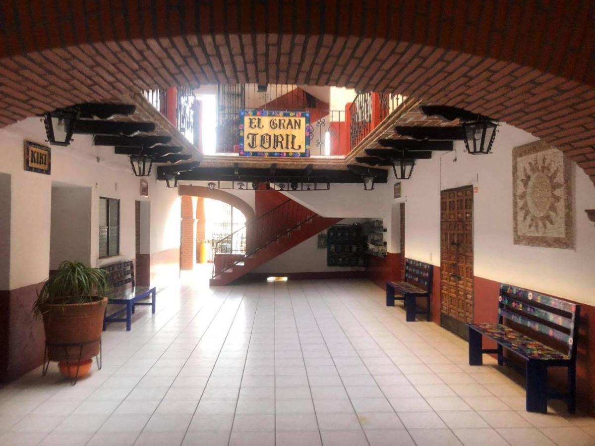 El Gran Toril Hotel Taxco de Alarcon Exterior foto