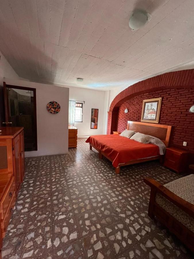 El Gran Toril Hotel Taxco de Alarcon Exterior foto