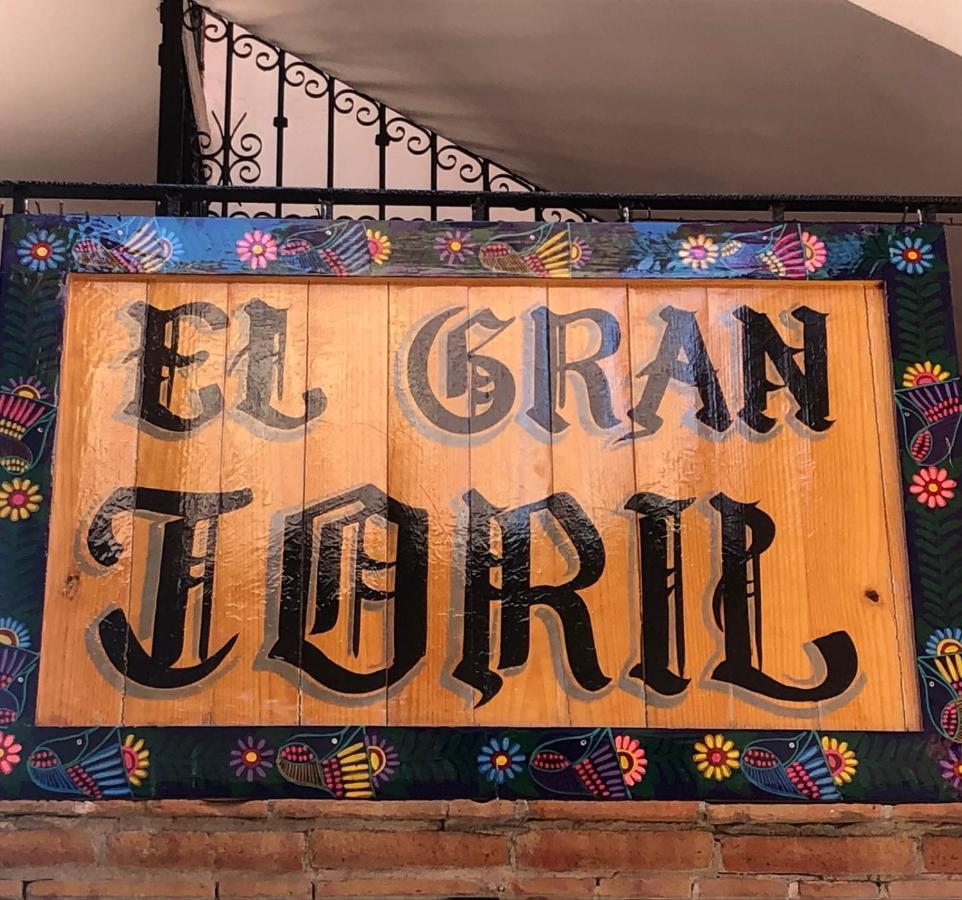 El Gran Toril Hotel Taxco de Alarcon Exterior foto